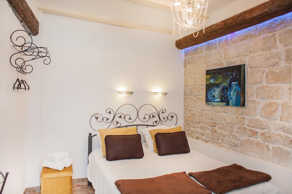 Apartments Laurus Σίμπενικ Εξωτερικό φωτογραφία